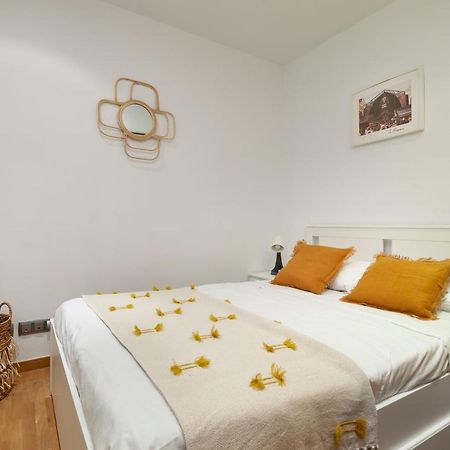 Flateli Paris Apartment Barcelona Exterior photo