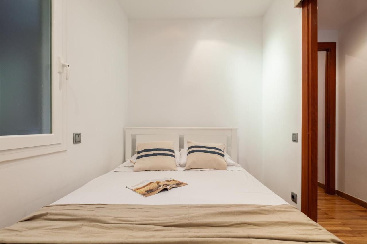 Flateli Paris Apartment Barcelona Exterior photo